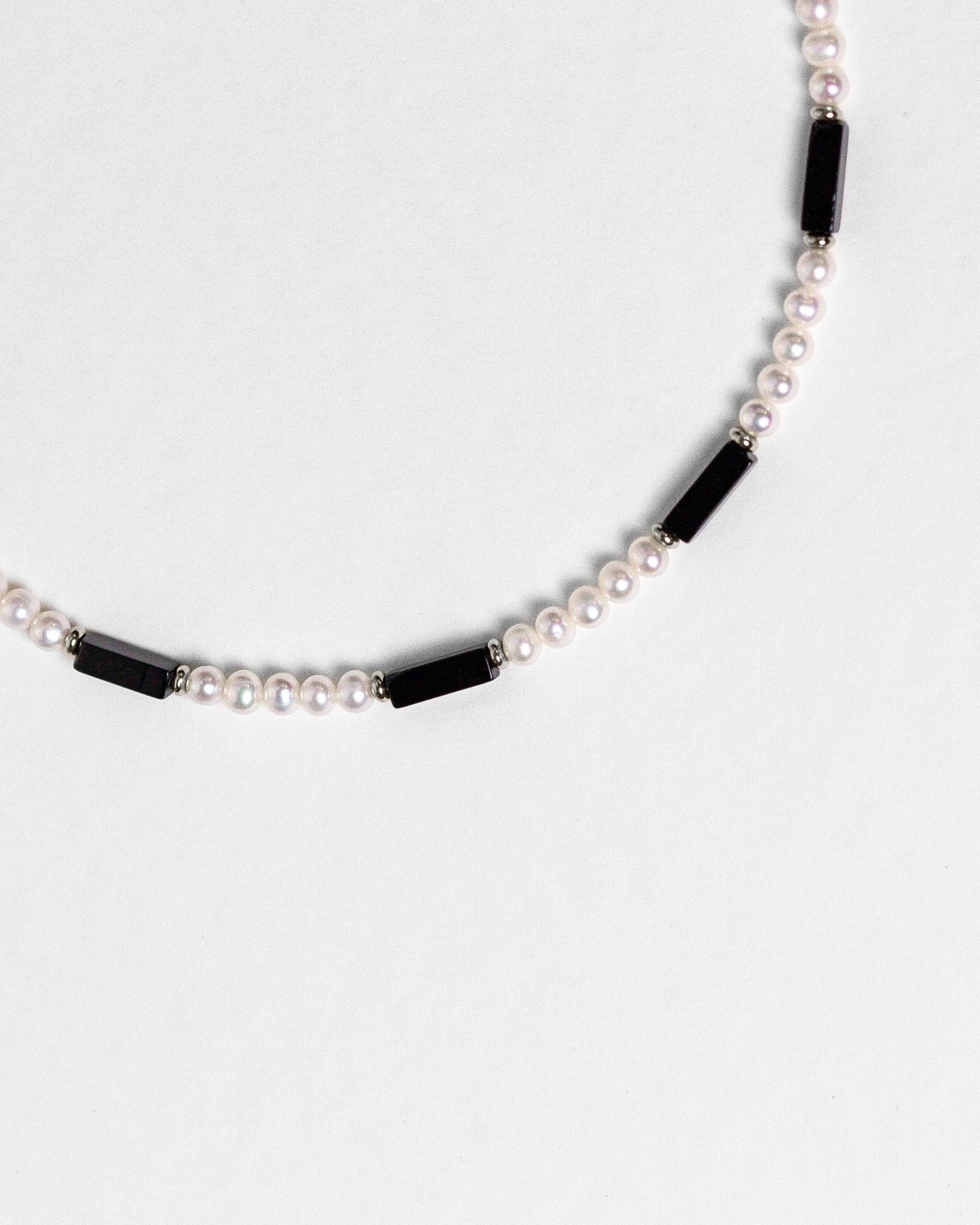 Collier Eternal perles d'eau douce & onyx noir