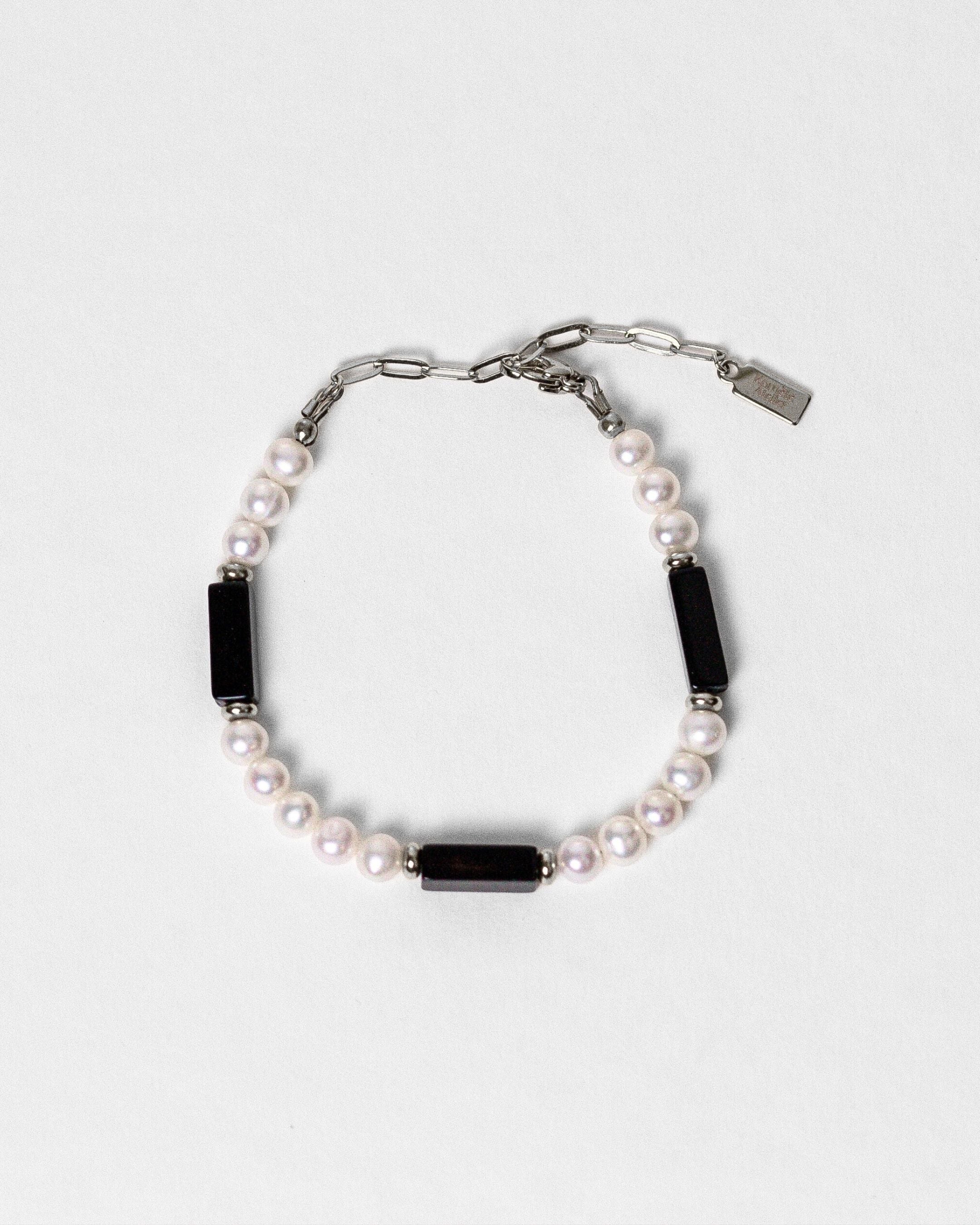 Bracelet Eternal perles d'eau douce & onyx noir